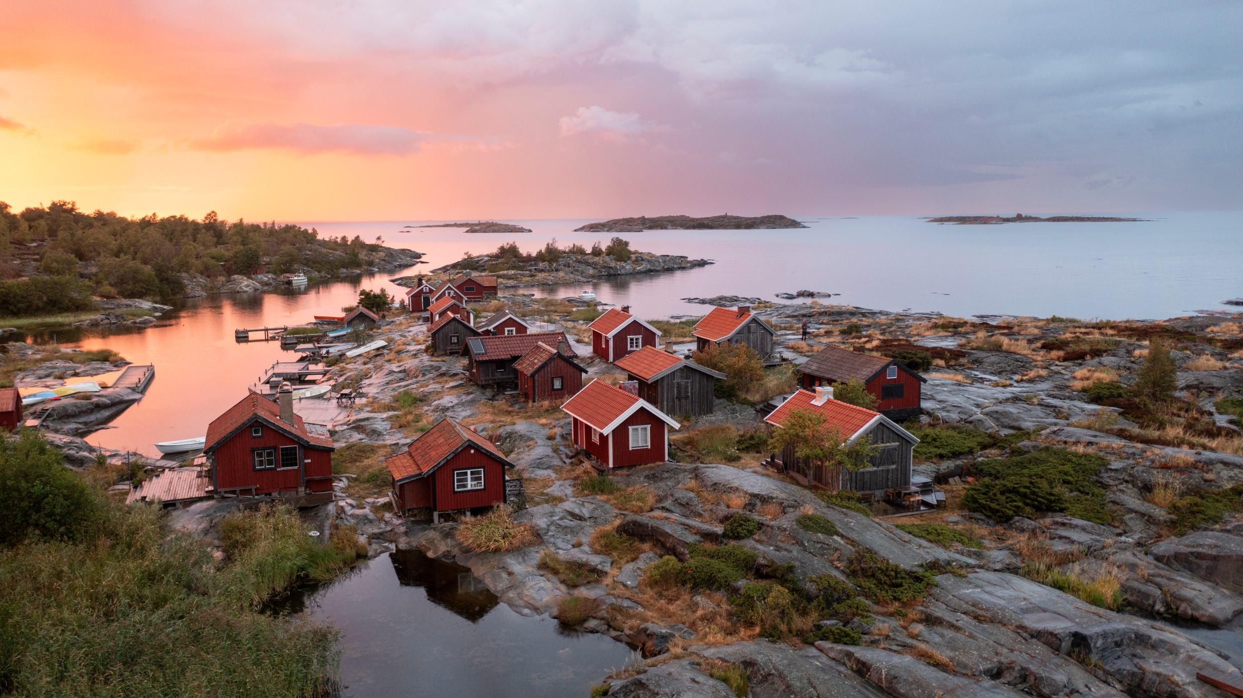 Stockholm red boat & archipelago - Credits: Henrik Trygg/imagebank.sweden.se